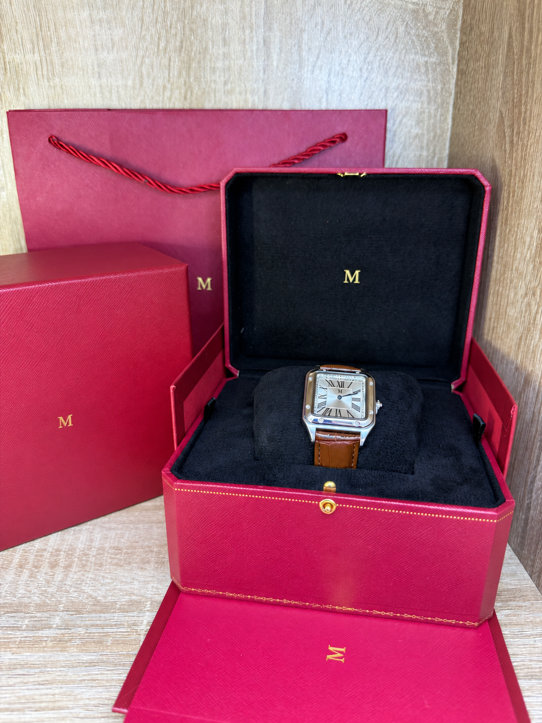 MONTRE M FULL PACKAGING